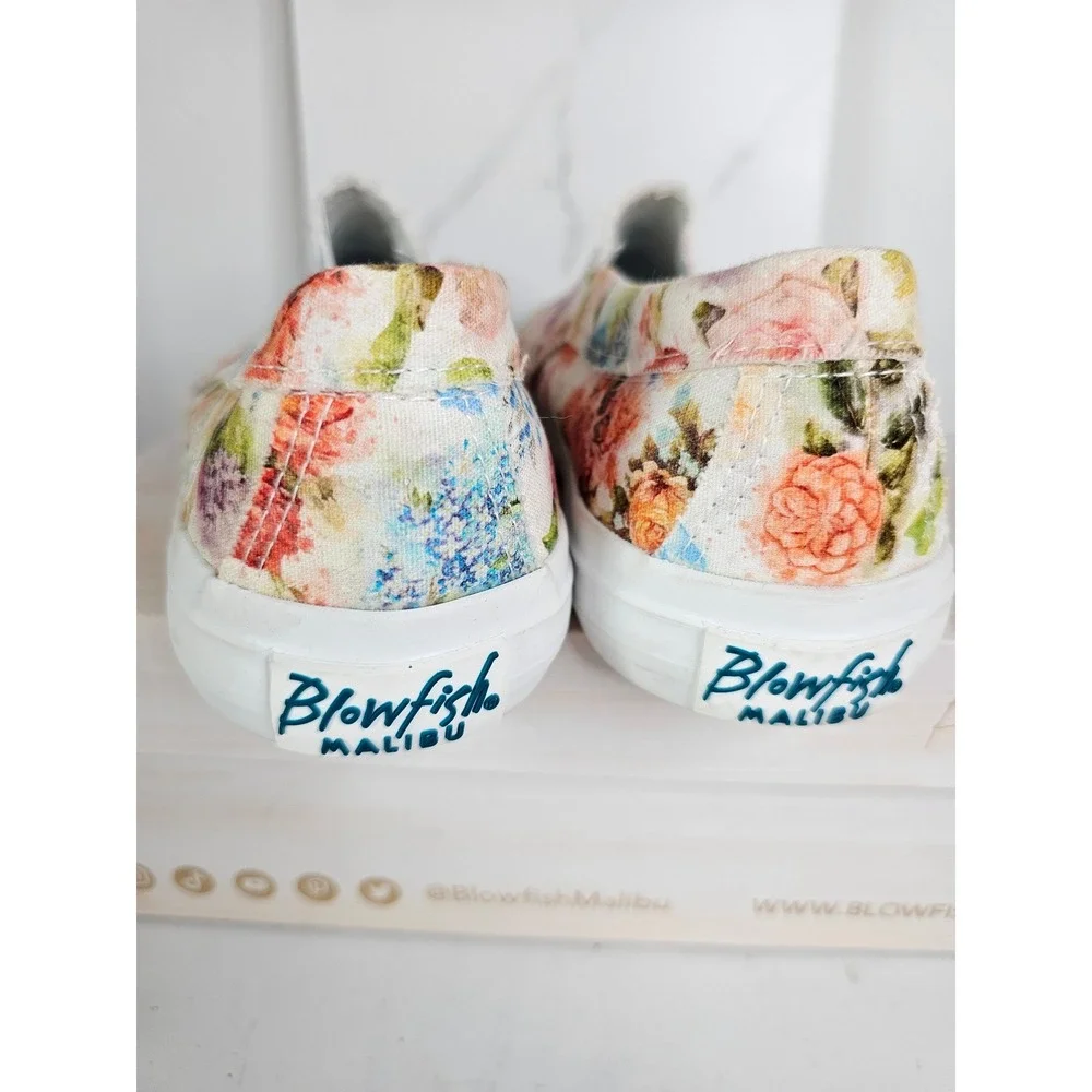Blowfish Malibu Womens Floral Canvas Slip On Sneakers White Size 8.5